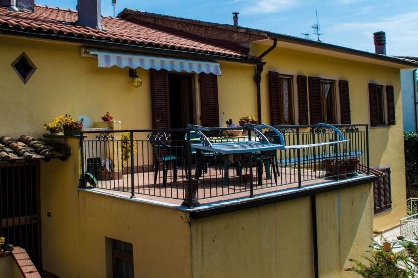 Casa Ricciardi Apartamento Chianni Exterior foto