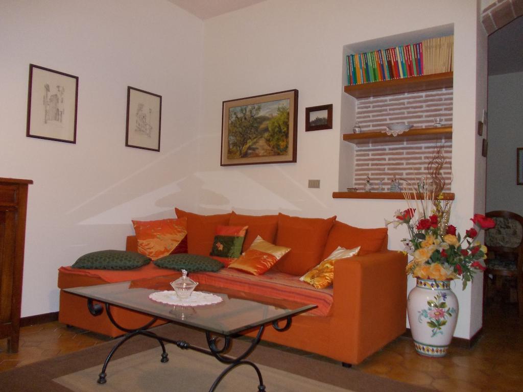Casa Ricciardi Apartamento Chianni Quarto foto